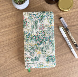 B6+ Garden: Lined grid Notebook