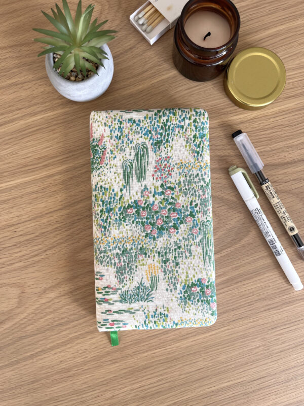 B6+ Plants: Lined grid Notebook