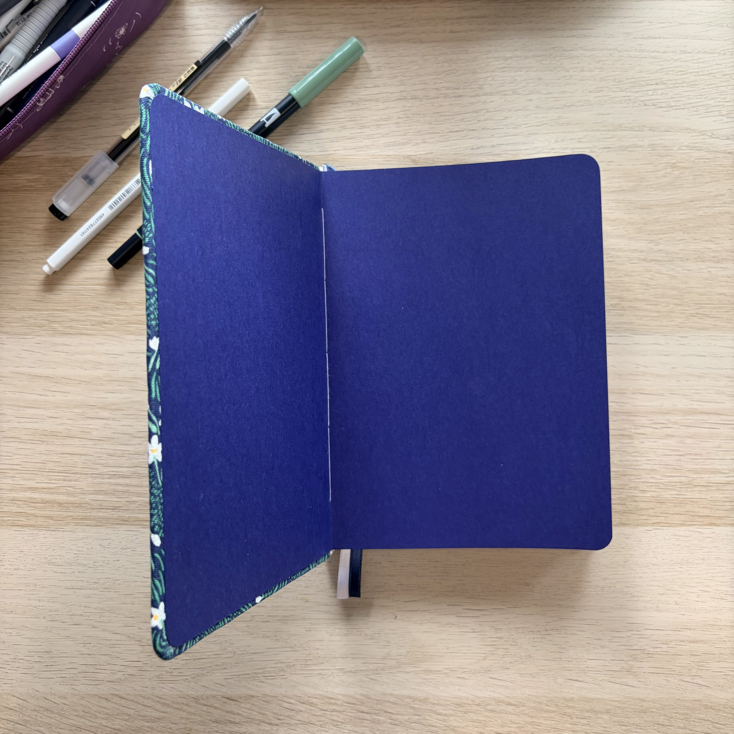 A5 FLOWER FIELD: YEAR PLANNER PT - Image 2